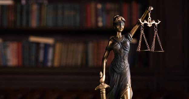 what to look out for before hiring a personal injury lawyer